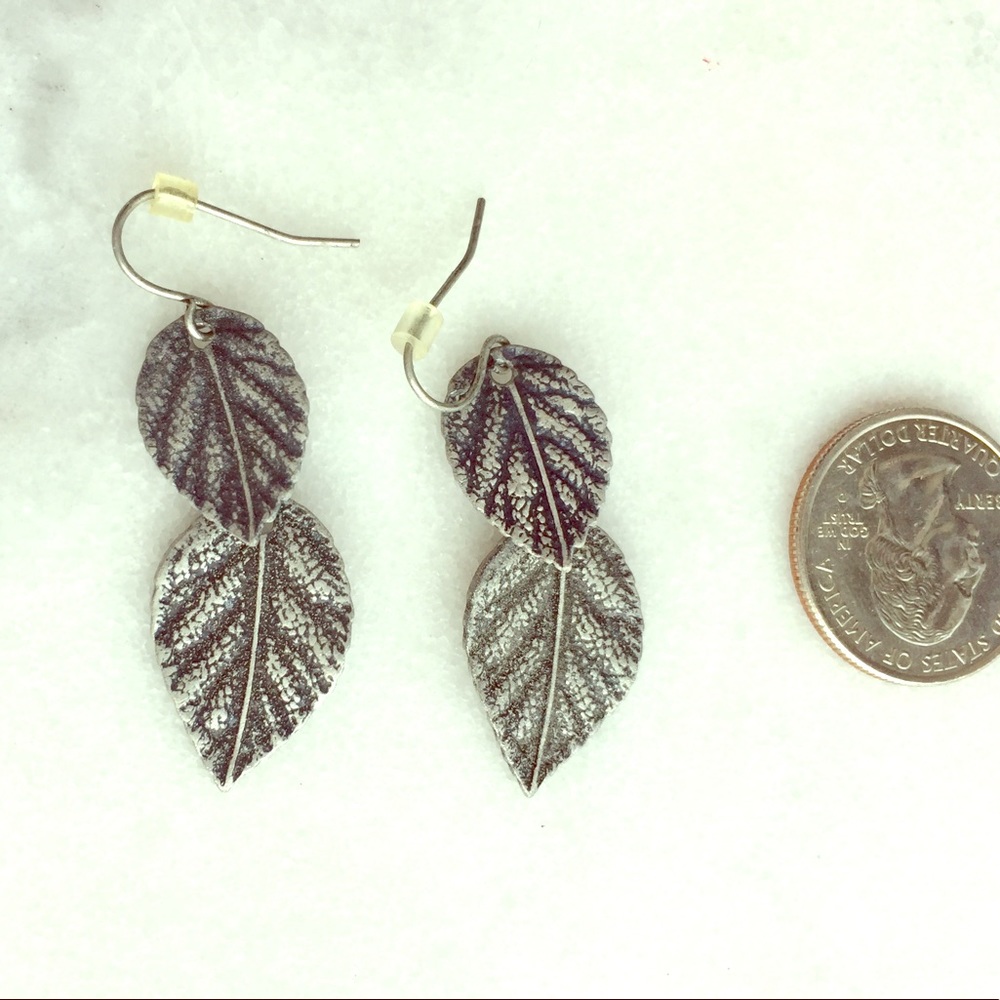 🍃Stunning Silver Leaf Earrings🍃